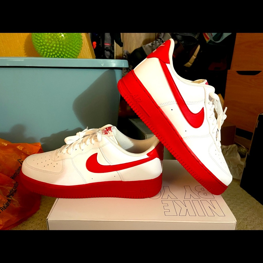Nike Air Force one lv7.